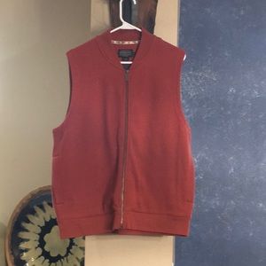 Pendleton Vest